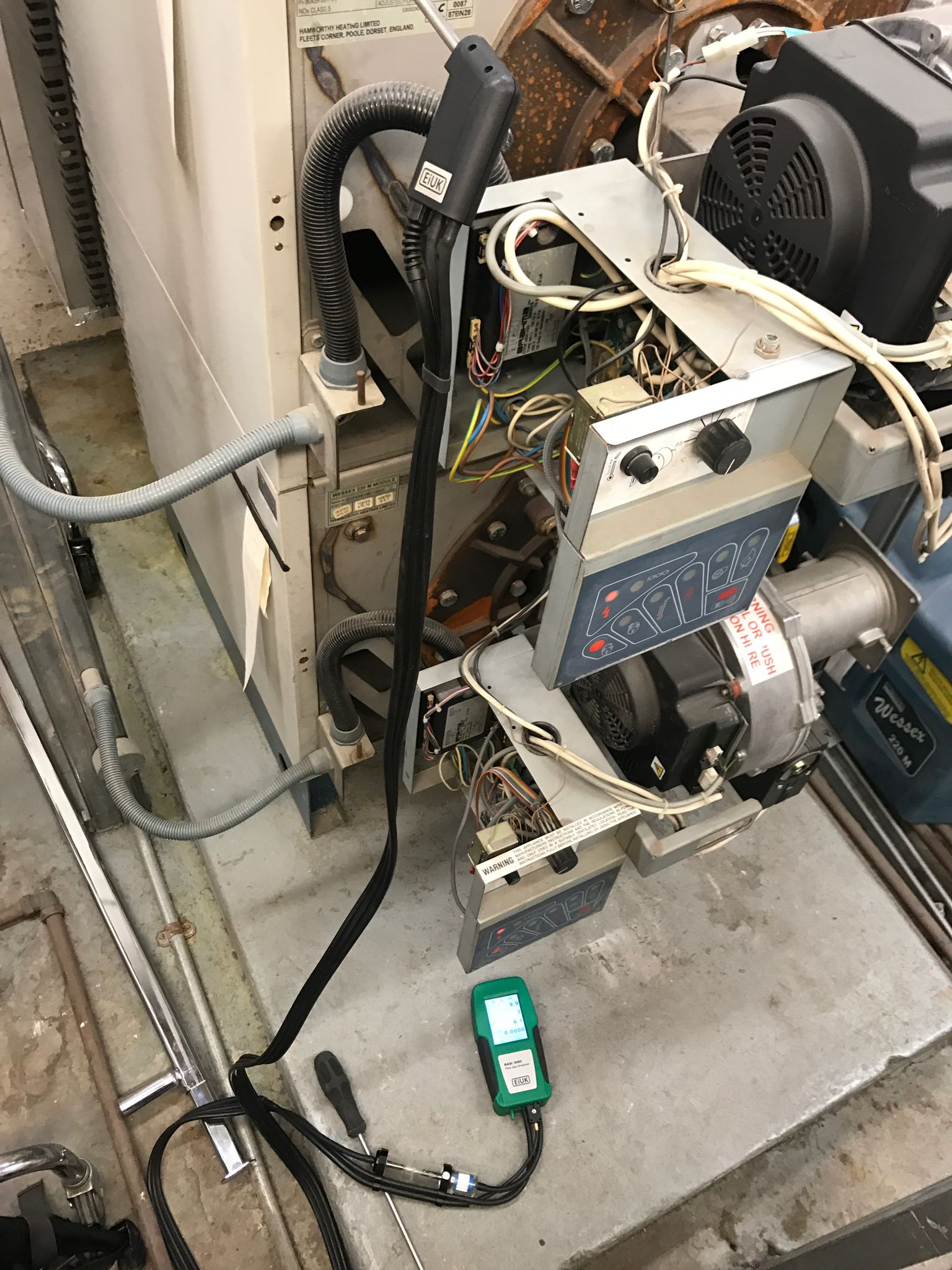 gas safe registered engineer near me Roehampton, SW15